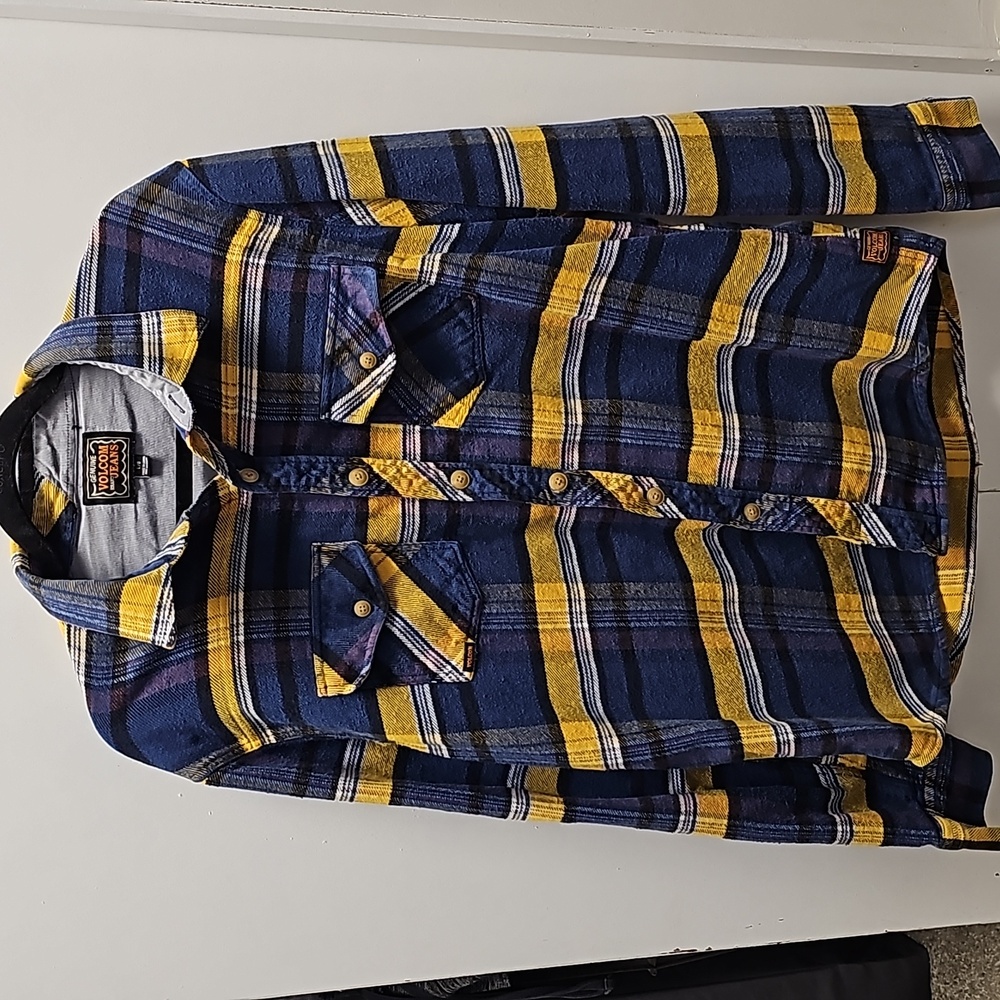 Volcom plaid long sleeve flannel shirt, Large